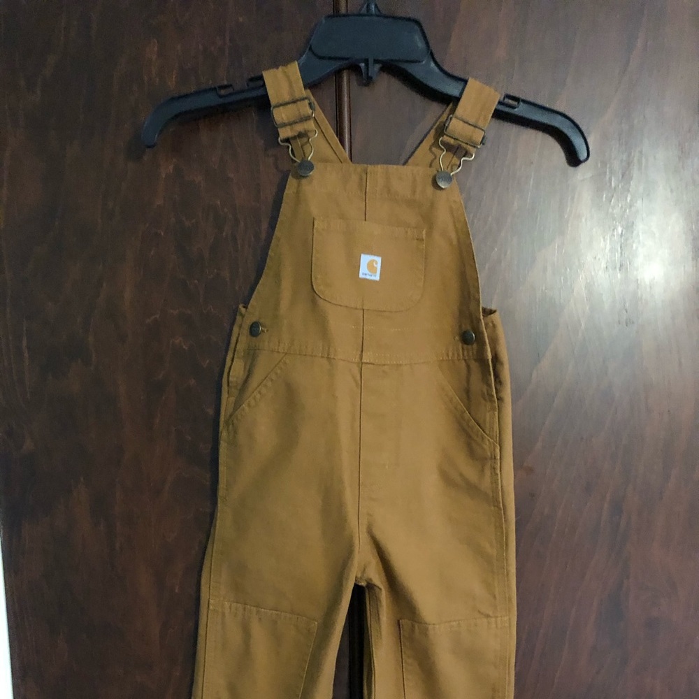 Like new Carhartt overalls 3T